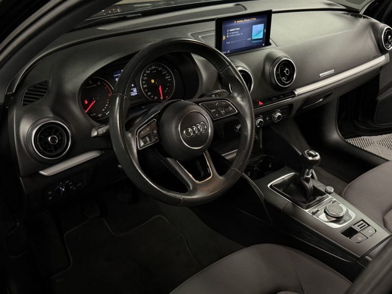 AUDI A3 III PHASE 2 SPORTBACK 30 TFSI 1.0 115 Cv 47 700 Kms / ORIGINE FRANCE - GARANTIE 1 AN