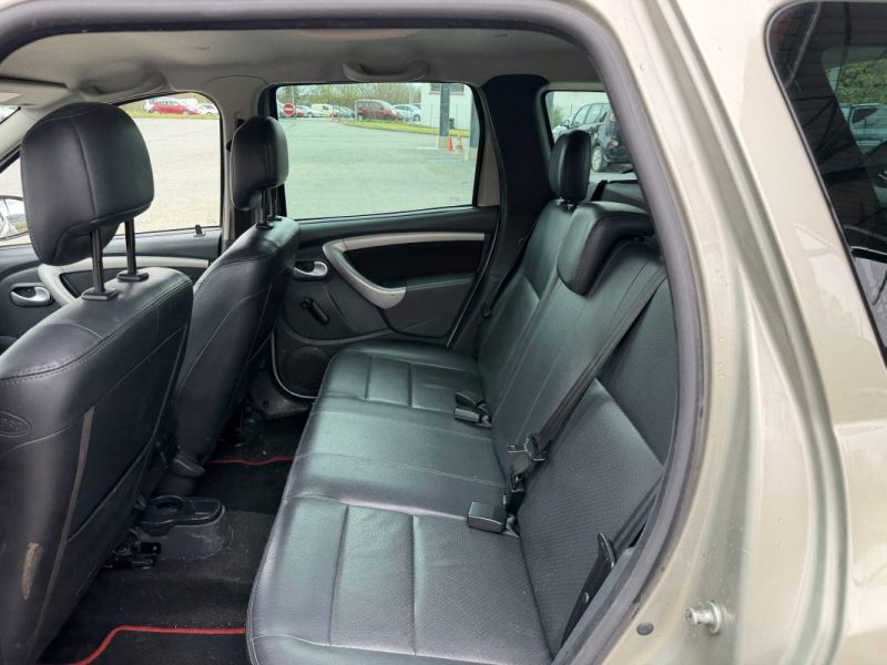 DACIA DUSTER 1.5 DCI 110 PRESTIGE  4X4 2012