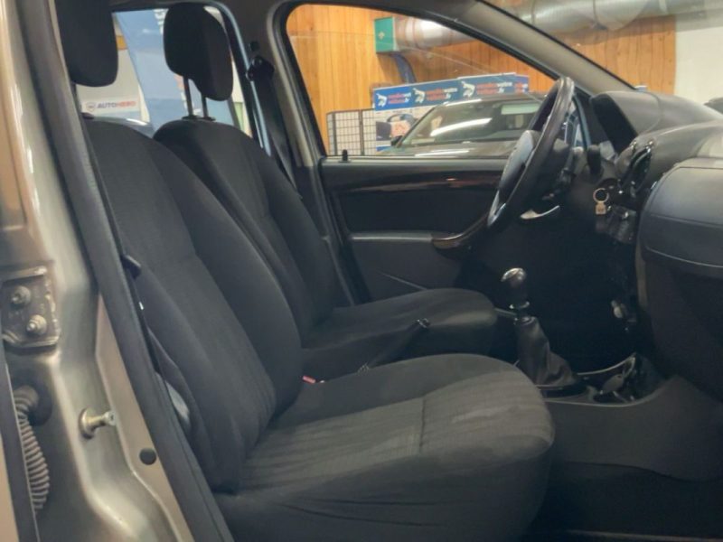 DACIA DUSTER 1.5 DCI 90 LAUREATE 4X4 2012