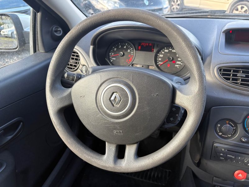 RENAULT CLIO III 1.2 16V 75CH ZEN 5P 2014 garantie, 12 mois