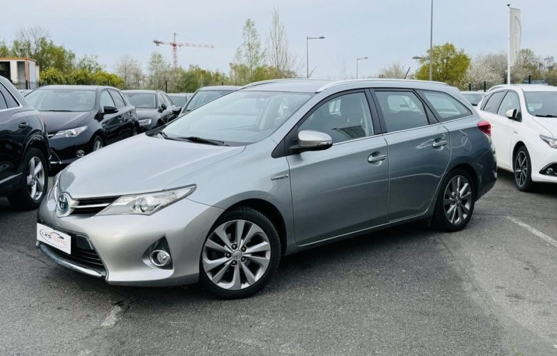 TOYOTA AURIS TOURING SPORTS 1.8 HYBRID 136h DYNAMIC BUSINESS