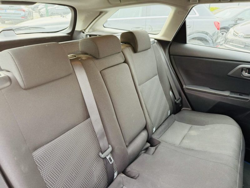 TOYOTA AURIS TOURING SPORTS 1.8 HYBRID 136h DYNAMIC BUSINESS