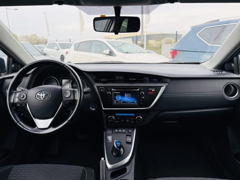 TOYOTA AURIS TOURING SPORTS 1.8 HYBRID 136h DYNAMIC BUSINESS