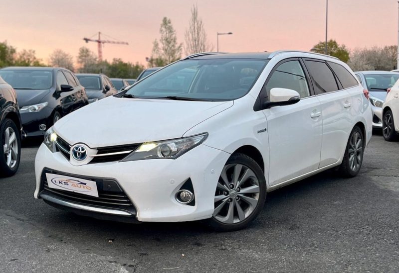 TOYOTA AURIS TOURING SPORTS 1.8 HYBRID 136h SKYVIEW