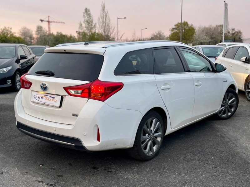 TOYOTA AURIS TOURING SPORTS 1.8 HYBRID 136h SKYVIEW