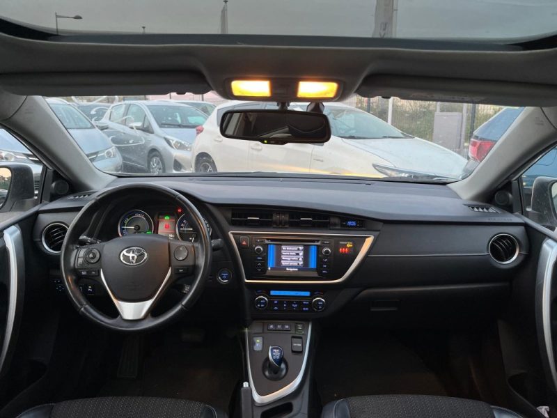 TOYOTA AURIS TOURING SPORTS 1.8 HYBRID 136h SKYVIEW
