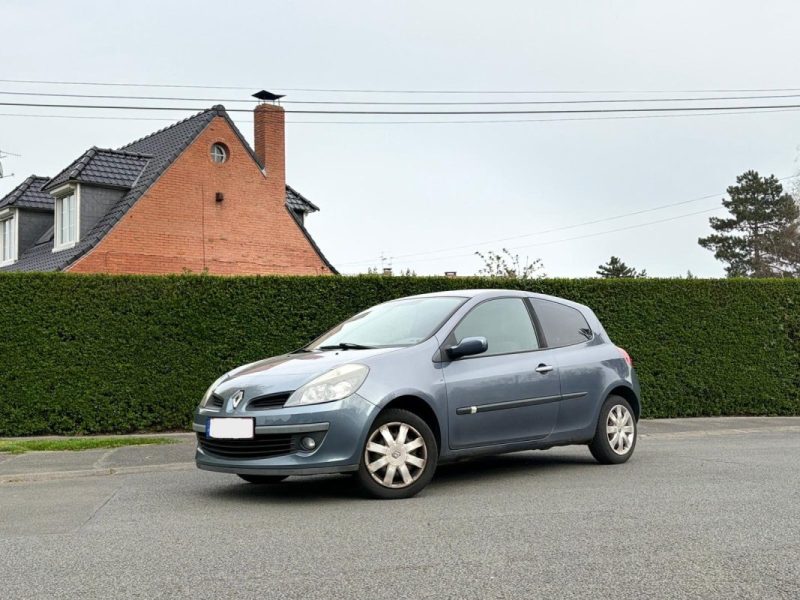 ✅ Magnifique RENAULT CLIO 1.2 16V EDITION DYNAMIQUE