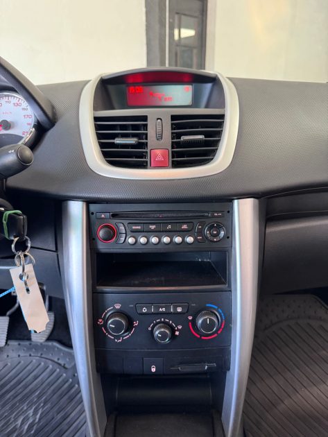 PEUGEOT 207 SW 1.4 95ch Premium - Moteur à Chaine - Révisée - 87.450 km - Garantie 1an
