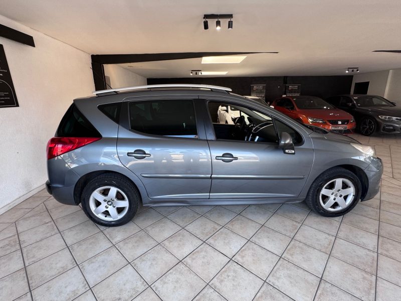 PEUGEOT 207 SW 1.4 95ch Premium - Moteur à Chaine - Révisée - 87.450 km - Garantie 1an