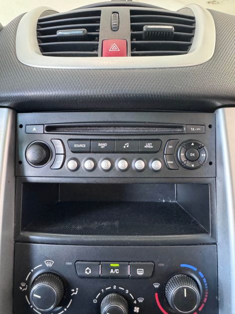 PEUGEOT 207 SW 1.4 95ch Premium - Moteur à Chaine - Révisée - 87.450 km - Garantie 1an