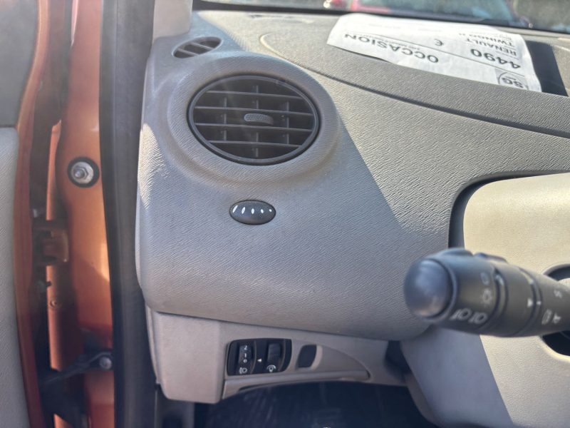 RENAULT TWINGO II 1.5 DCI 65 AUTHENTIQUE 2008