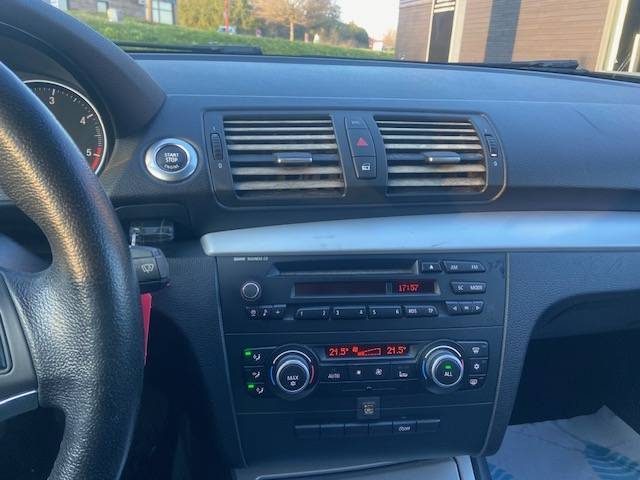 B.M.W. SERIE 1 120D SPORT DESIGN 2010