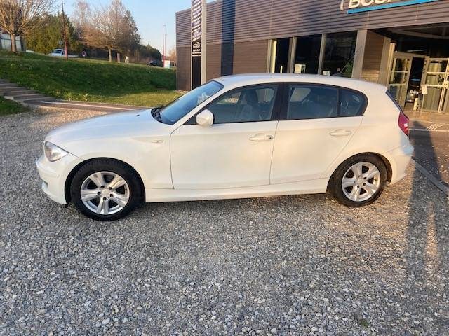 B.M.W. SERIE 1 120D SPORT DESIGN 2010