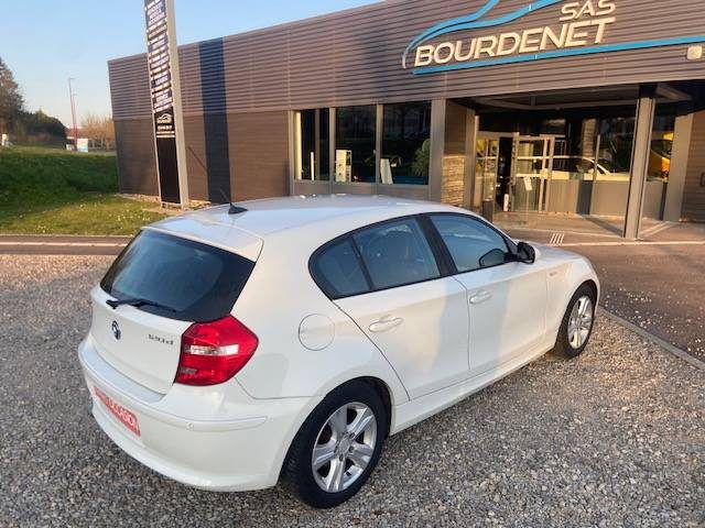 B.M.W. SERIE 1 120D SPORT DESIGN 2010