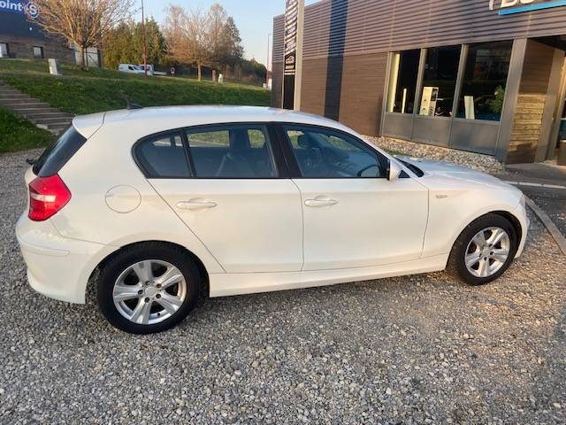 B.M.W. SERIE 1 120D SPORT DESIGN 2010