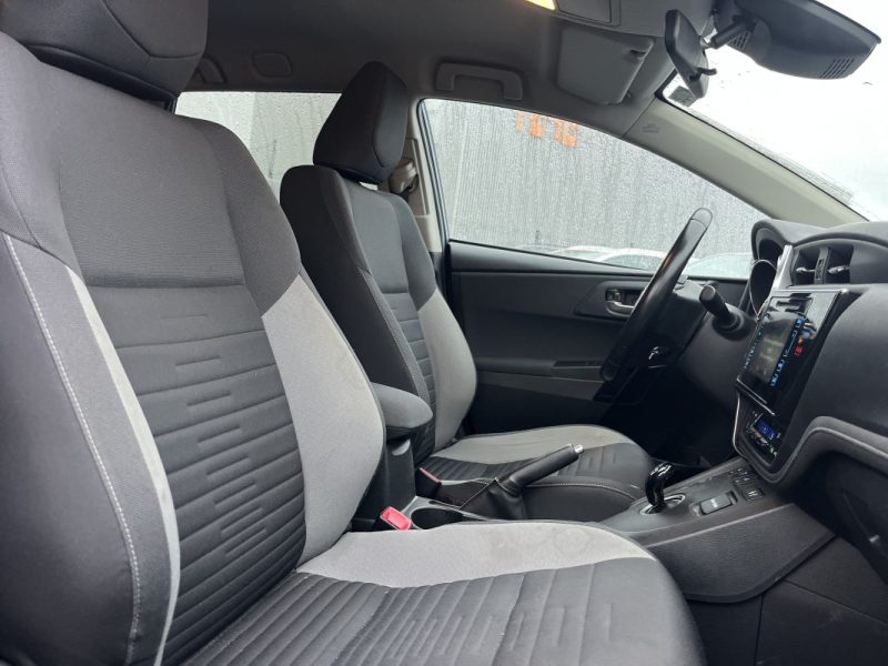 TOYOTA AURIS TOURING SPORTS 1.8 HYBRID 136CV - Caméra De Recul