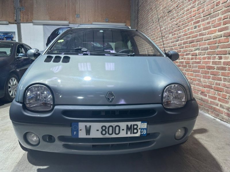 RENAULT TWINGO 1.2 77 CV Initiale Paris 2004