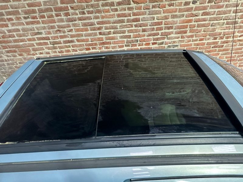 RENAULT TWINGO 1.2 77 CV Initiale Paris 2004