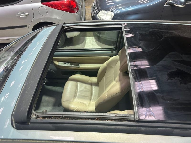 RENAULT TWINGO 1.2 77 CV Initiale Paris 2004