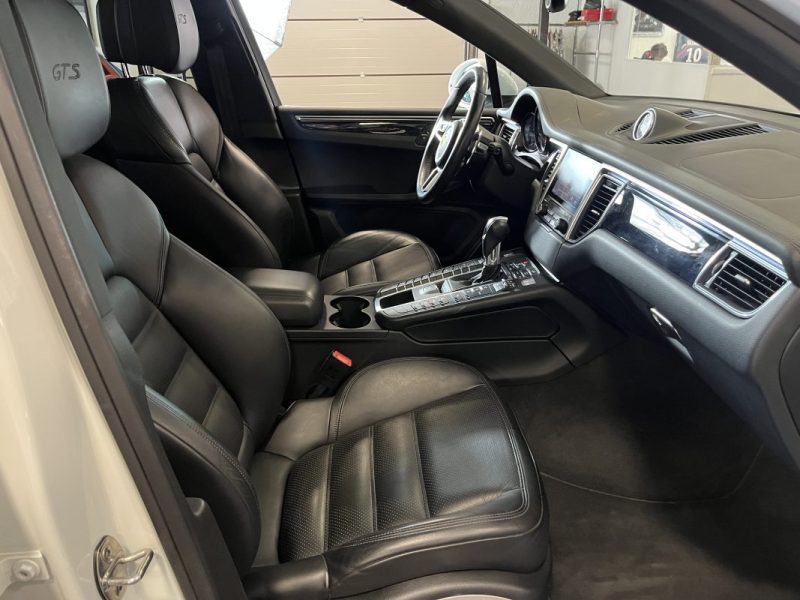 PORSCHE MACAN 3.0 V6 360CH GTS PDK 2017