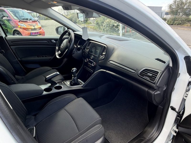 RENAULT MEGANE IV 1.5 BLUE DCI 95CH LIFE 2020