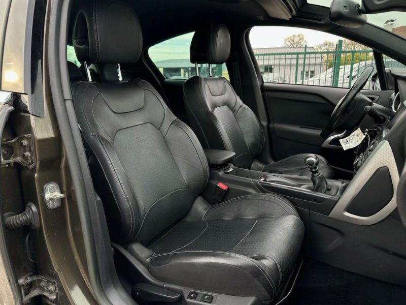 CITROEN DS4 2.0 HDI 160  SO CHIC 2013