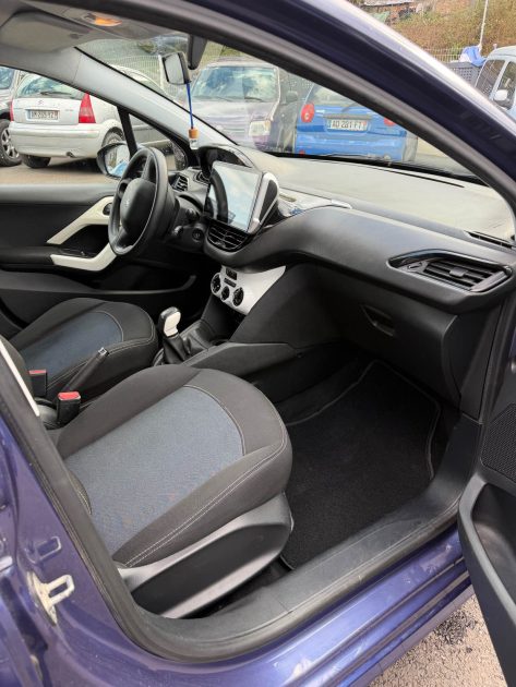 PEUGEOT 208 1.2 VTI - 12V 2017