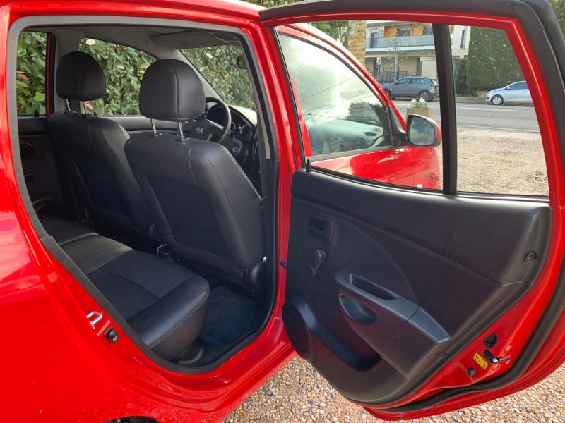 KIA PICANTO 1.0 MOTION 2011