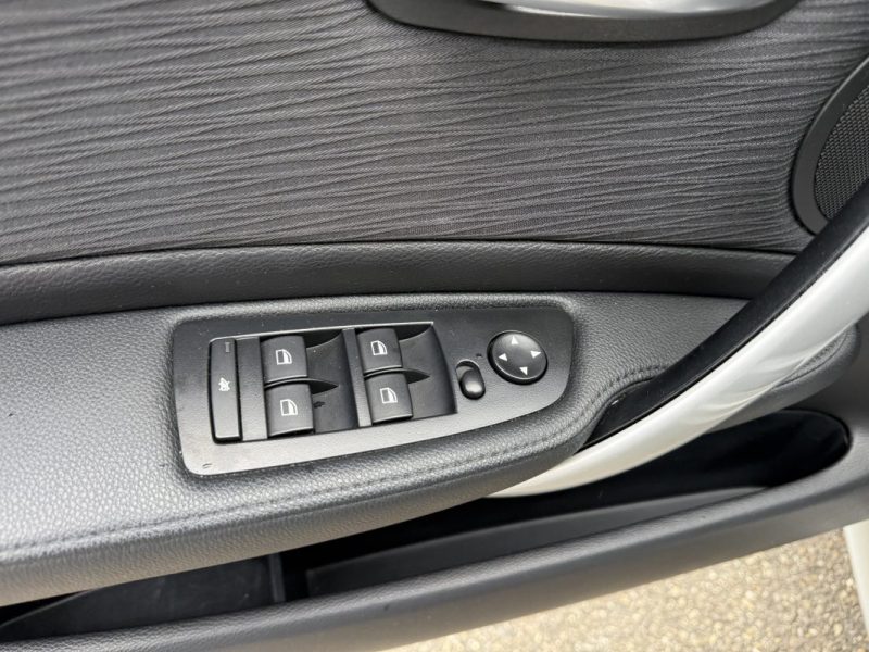 BMW Série 1 I (E81/E87) 118i 143ch Sport Design Garantie
