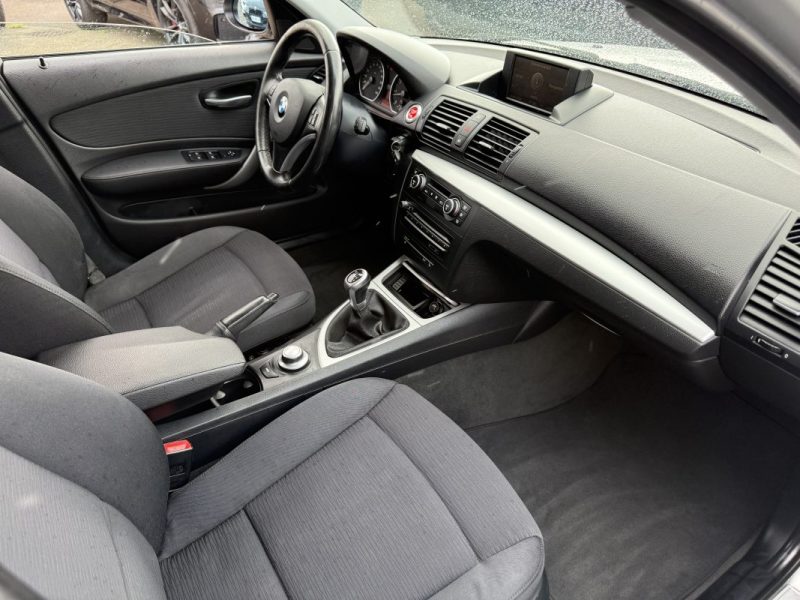 BMW Série 1 I (E81/E87) 118i 143ch Sport Design Garantie