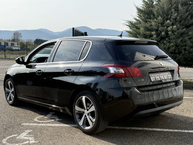 Peugeot 308 II 1.6L HDi 120ch Féline 