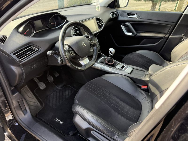 Peugeot 308 II 1.6L HDi 120ch Féline 