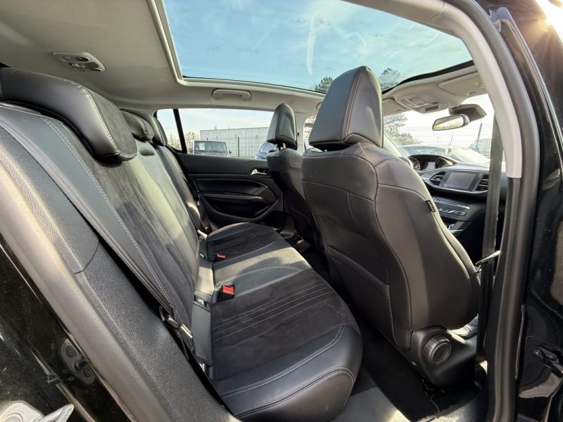 Peugeot 308 II 1.6L HDi 120ch Féline 