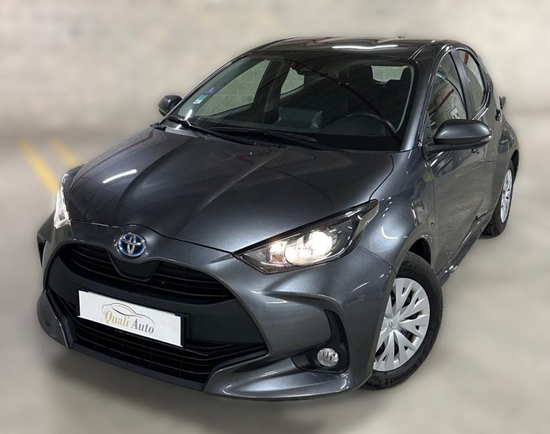 TOYOTA YARIS 1.5 HYBRID DYNAMIC BUSINESS 2022