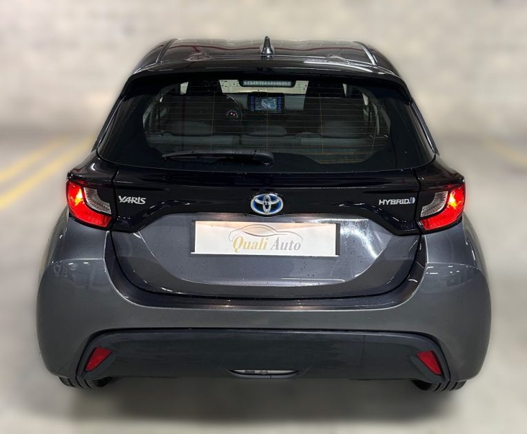 TOYOTA YARIS 1.5 HYBRID DYNAMIC BUSINESS 2022