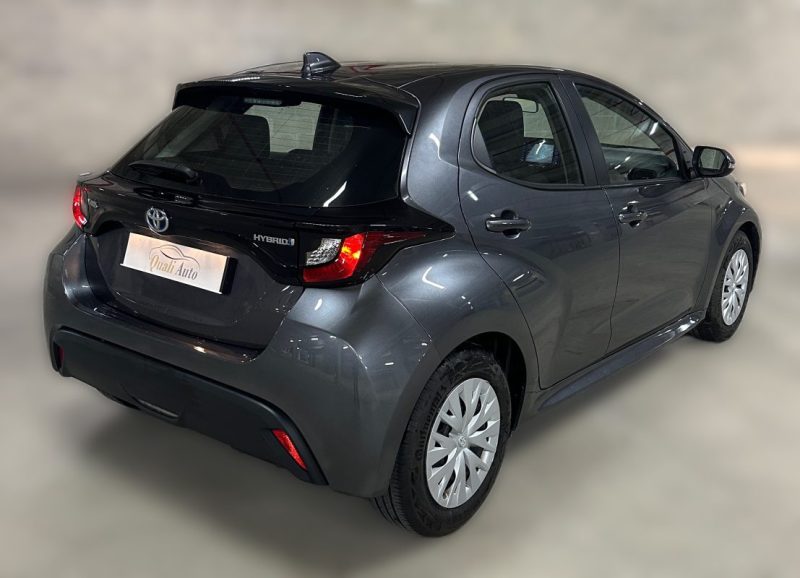 TOYOTA YARIS 1.5 HYBRID DYNAMIC BUSINESS 2022