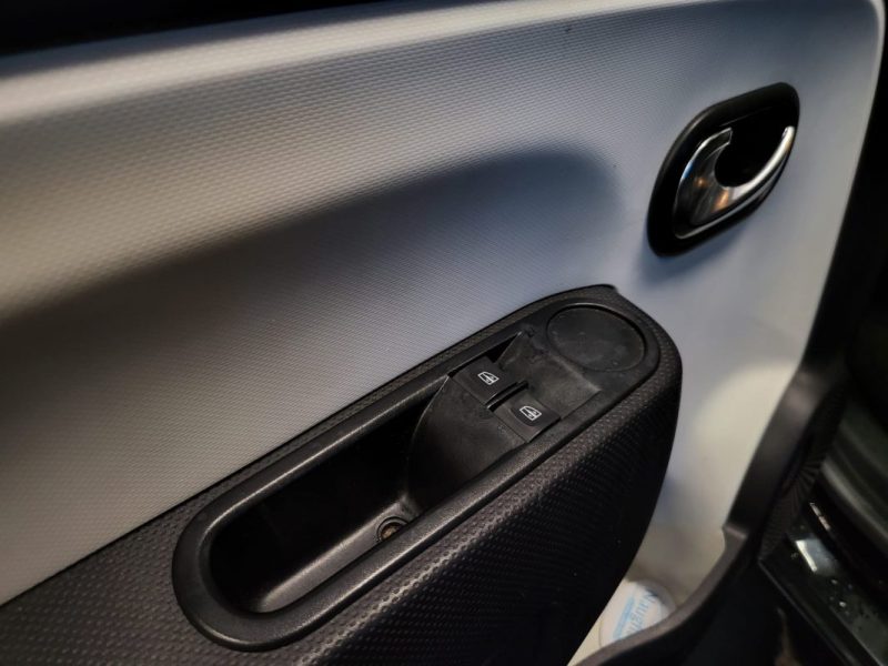 RENAULT TWINGO III 1.0 SCE 71cv INTENSE 2eme Main REGULATEUR - BLUETHOOT   2015