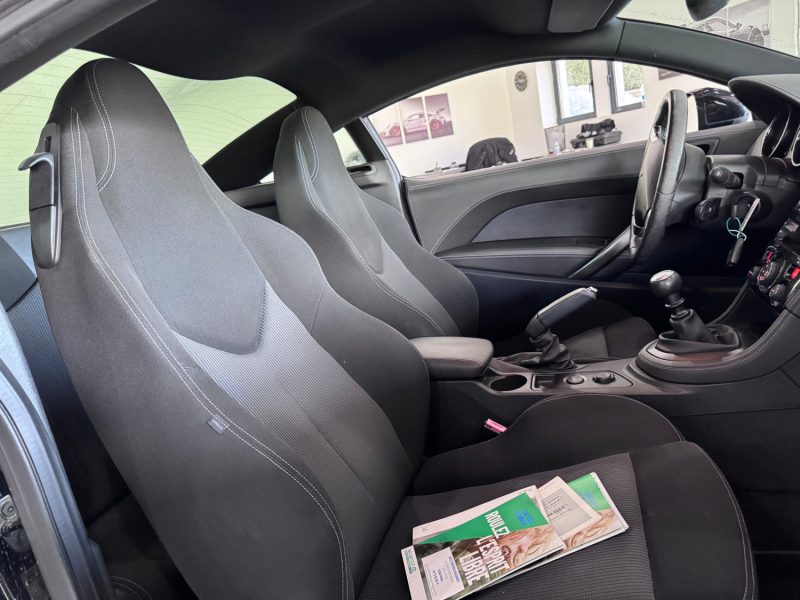 PEUGEOT RCZ 1.6 THP 156cv / 1 ere MAIN / SUIVIE COMPLET PEUGEOT 