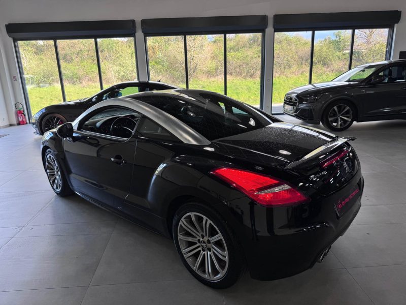 PEUGEOT RCZ 1.6 THP 156cv / 1 ere MAIN / SUIVIE COMPLET PEUGEOT 