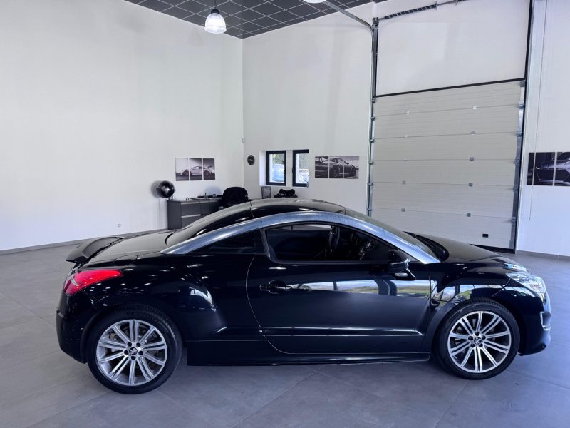 PEUGEOT RCZ 1.6 THP 156cv / 1 ere MAIN / SUIVIE COMPLET PEUGEOT 