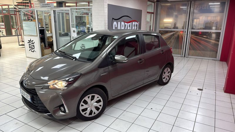TOYOTA YARIS HYBRIDE 100cv FRANCE BUSINESS/1 ERE MAIN