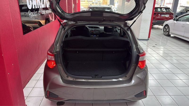 TOYOTA YARIS HYBRIDE 100cv FRANCE BUSINESS/1 ERE MAIN