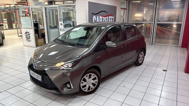 TOYOTA YARIS HYBRIDE 100cv FRANCE BUSINESS/1 ERE MAIN