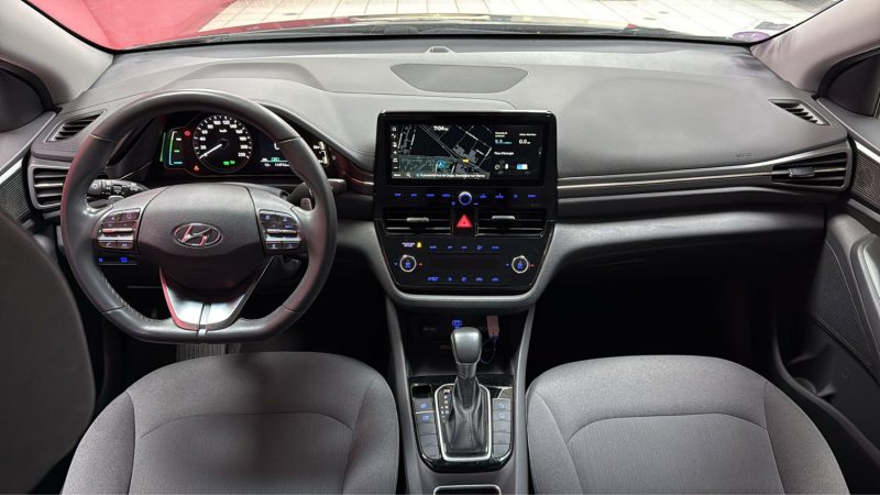 HYUNDAI IONIQ PHASE 2 BERLINE HYBRIDE 141cv BUSINESS/1 ERE MAIN/TVA RECUPERABLE