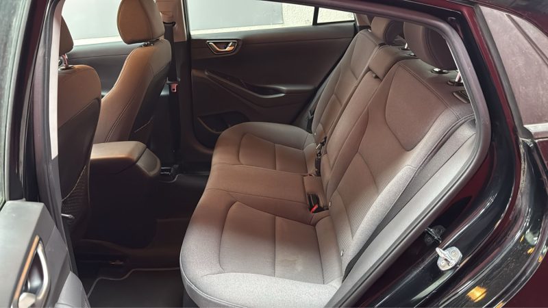 HYUNDAI IONIQ PHASE 2 BERLINE HYBRIDE 141cv BUSINESS/1 ERE MAIN/TVA RECUPERABLE