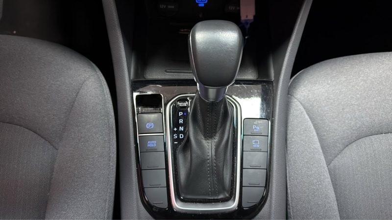 HYUNDAI IONIQ PHASE 2 BERLINE HYBRIDE 141cv BUSINESS/1 ERE MAIN/TVA RECUPERABLE