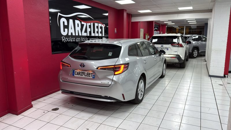TOYOTA COROLLA TOURING SPORTS 122cv DYNAMIC BUSINESS/1 ERE MAIN/TVA RECUPERABLE