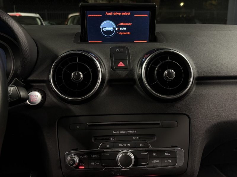 AUDI A1 PHASE 2 SPORTBACK S-LINE 1.4 TFSI 125 BOITE AUTO TOIT OUVRANT VIRTUAL COCKPIT - Garantie 1an