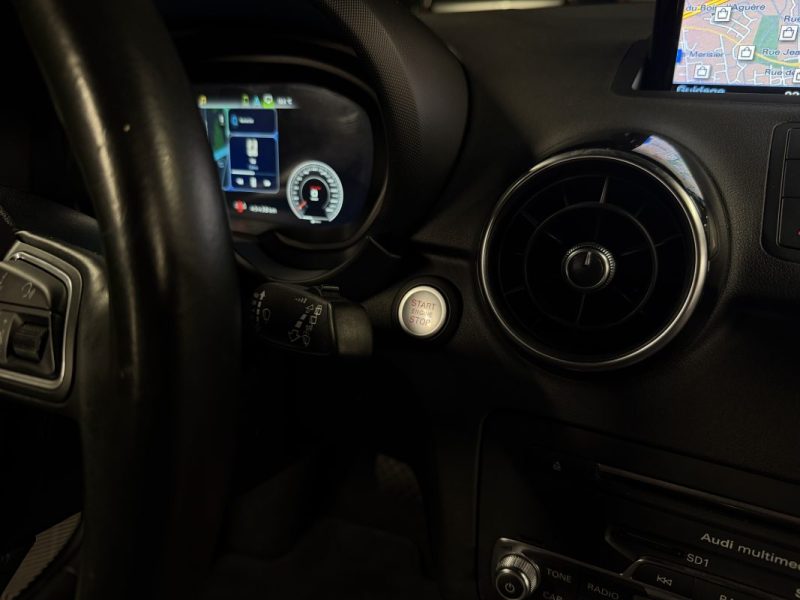AUDI A1 PHASE 2 SPORTBACK S-LINE 1.4 TFSI 125 BOITE AUTO TOIT OUVRANT VIRTUAL COCKPIT - Garantie 1an