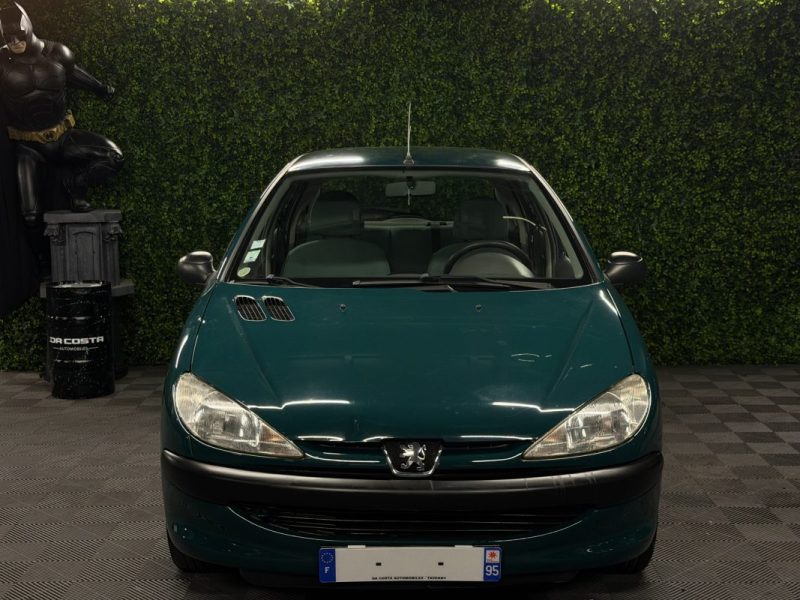 PEUGEOT 206 1.4 i 75 Cv BOITE AUTOMATIQUE - VENTE EN L ETAT FRAIS A PREVOIR / LIRE L ANNONCE